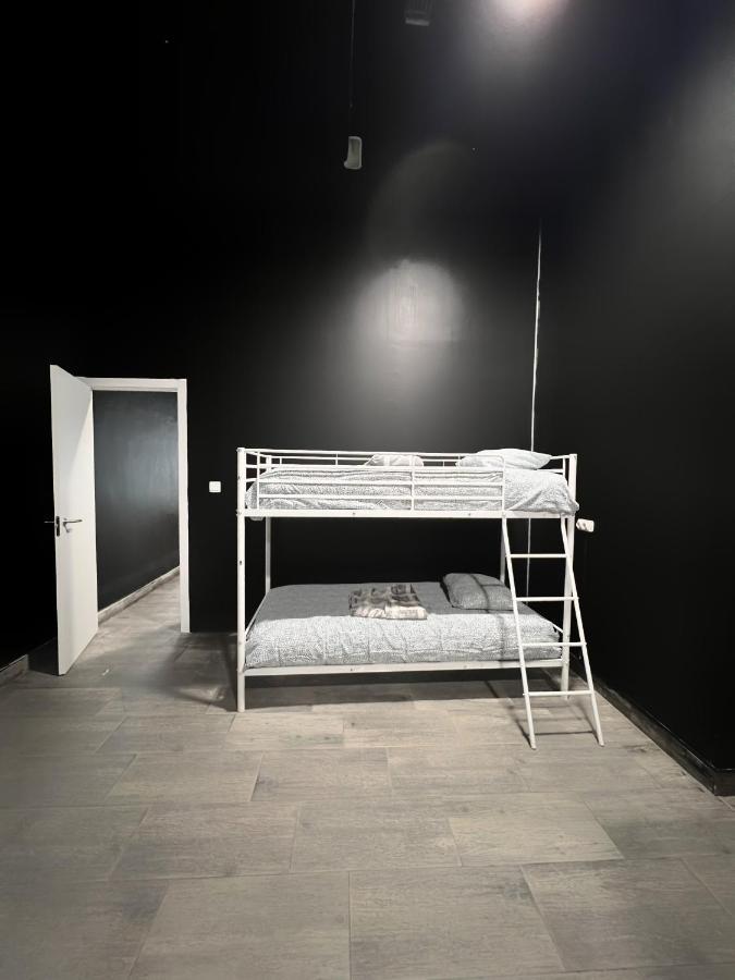 Rio Hostel Madrid Eksteriør bilde